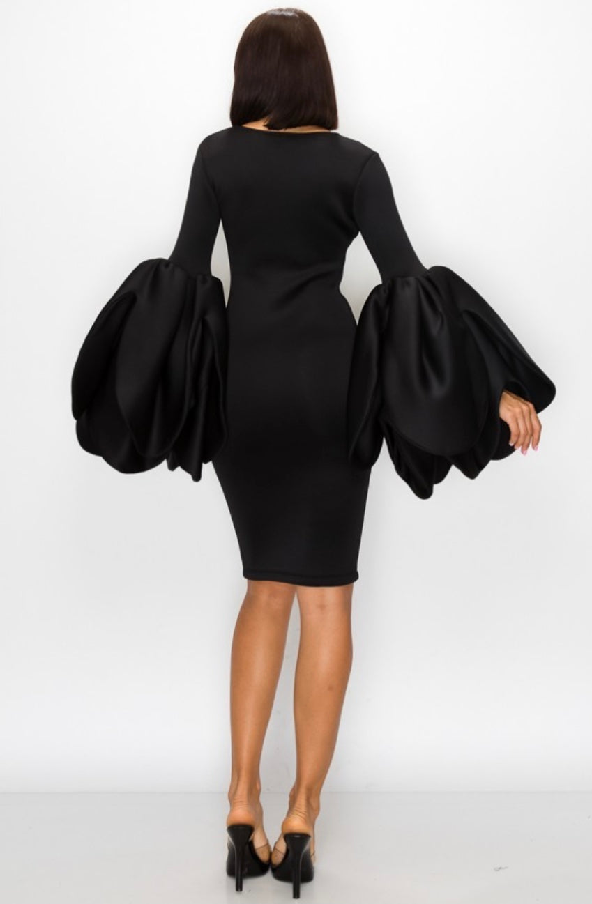 hey lady in the long black dress Thomas Goodridge, Nicolas Colicos & Ivan De Freitas Lady In The Long Black Dress Lyrics